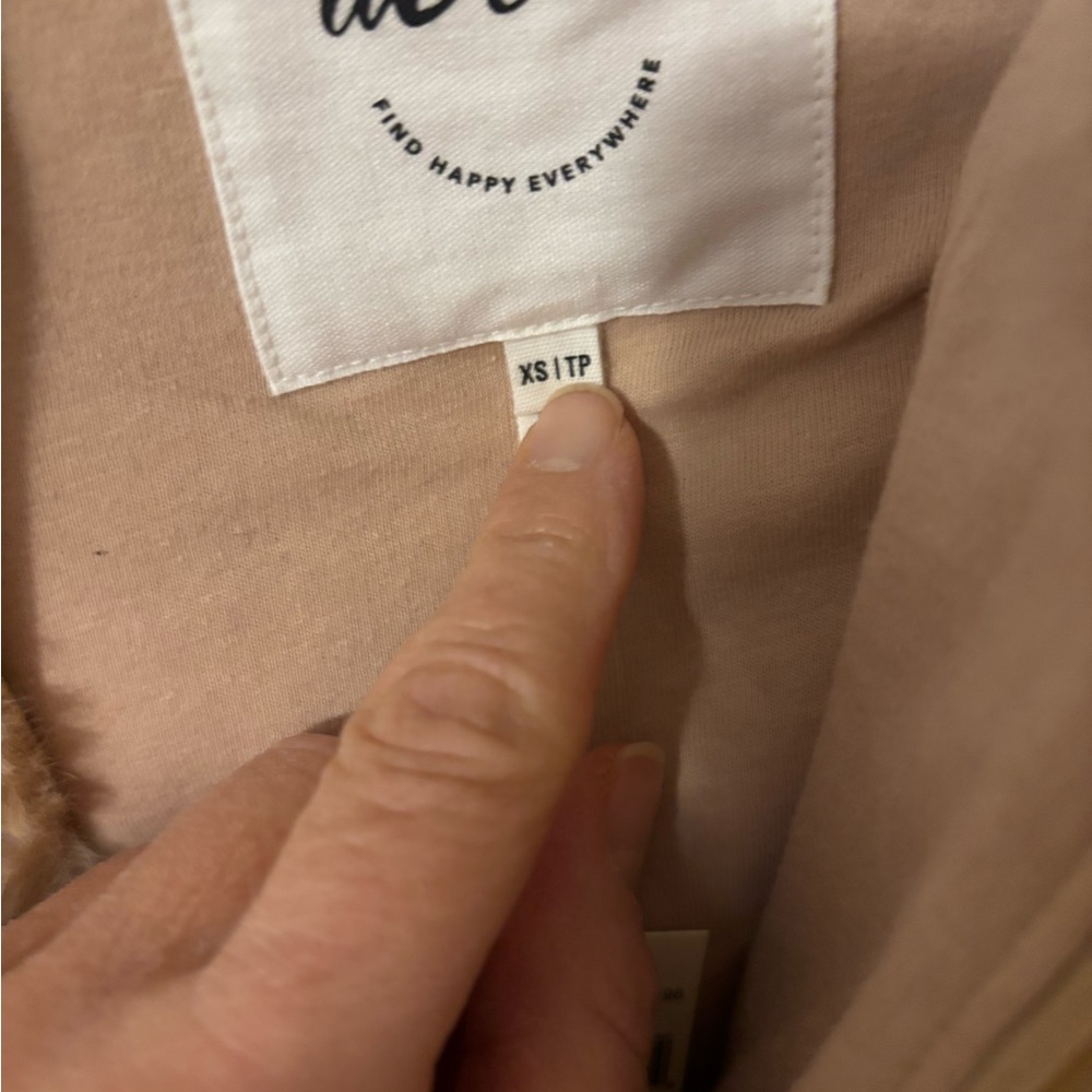 Aerie teddy bear jacket new - Picture 5 of 7